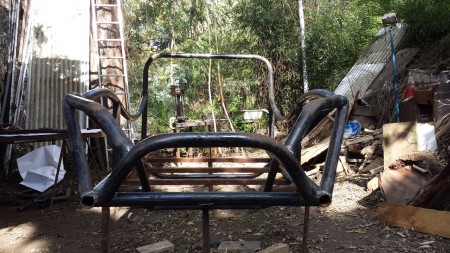 Va tomando una bella forma éste chassis